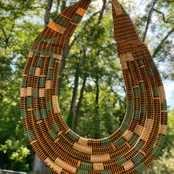 The Emadée necklace - Picture 3 of 8